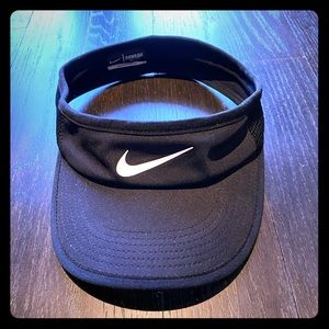 Women’s Nike visor